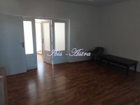 Nekretnina: Stan za izdavanje centar ID#715254