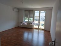 Nekretnina: Stan za izdavanje centar ID#715254