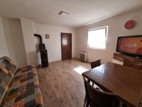 Nekretnina: Vikendica Fruska Gora-Vizic 62m2,8.5ari placa