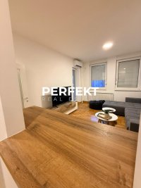 Nekretnina: Renovated Apartment for Rent – Arena, Block 22