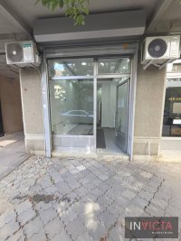 Nekretnina: Ulični lokal-centar