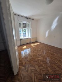 Nekretnina: Dvoiposoban u Maksima Gorkog
