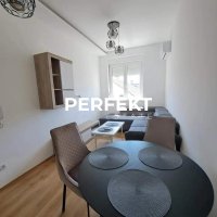 Nekretnina: Centar, 40m2, prvi sprat namešten, dvosoban