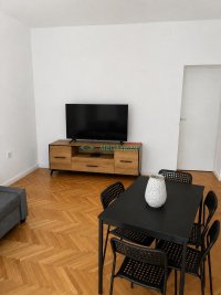 Nekretnina: 3-soban, lux, 74m2 – sa p.mestom u dvorištu Centar, ul.Maksima Gorkog ID#1939