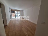 Nekretnina: dvosoban stan sa garažnim mestom u lux kompleksu ID#5776