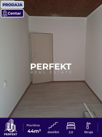 Nekretnina: Centar,dvoršni 44m2, dvosoban