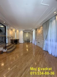Nekretnina: Voždovac, FON - Bulevar oslobođenja, 312m2