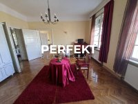Nekretnina: Centar, 119m2, salonski , prvi sprat, gas
