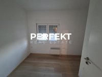 Nekretnina: Centar, trosoban, 87m2, III, lift