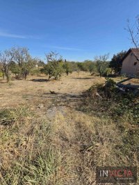 Nekretnina: Građevinski plac u Čortanovcima
