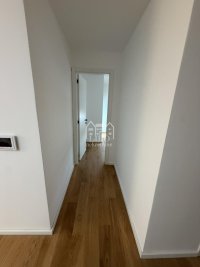 Nekretnina: Nov,četvorosoban stan kod crkve SV.Luka ID#2485