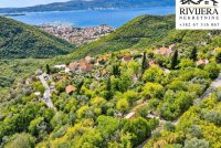 Nekretnina: Na prodaju autenticna dvojna kamena kuca sa panoramskim pogledom na more Tivat