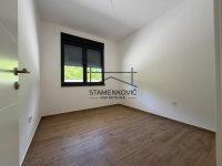 Nekretnina: cetvorosoban stan ID#7280