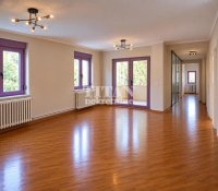 Nekretnina: prostran četvorosoban stan (125 m²) ima i garazno mesto ID#5817